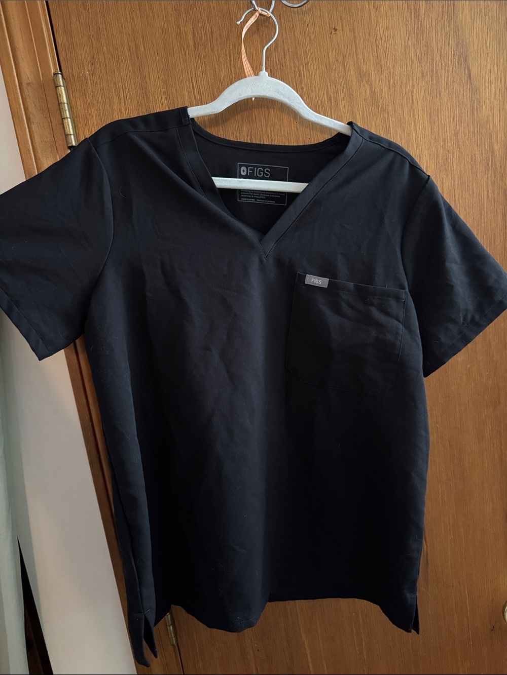 Figs women’s Black V-Neck Scrub Tee
